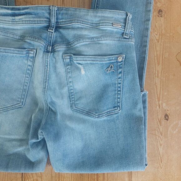 DL1961 Florence Insta Sculpt Distressed Jeans - Picture 3 of 10